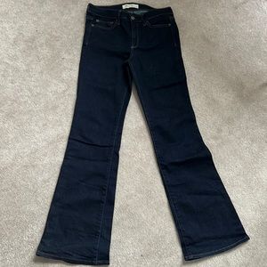 Gap dark rinse perfect boot cut jean size 29